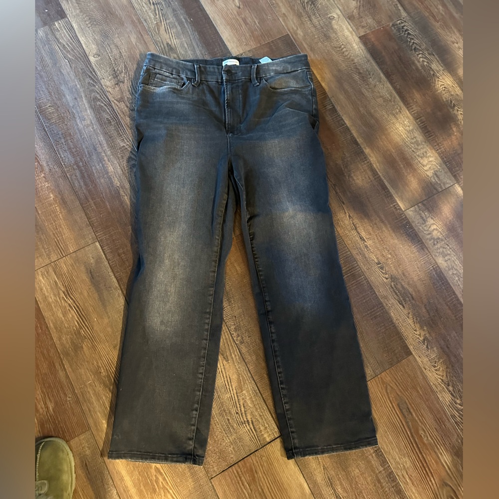 Good American always fits size 14-18 black jeans no tags, never worn